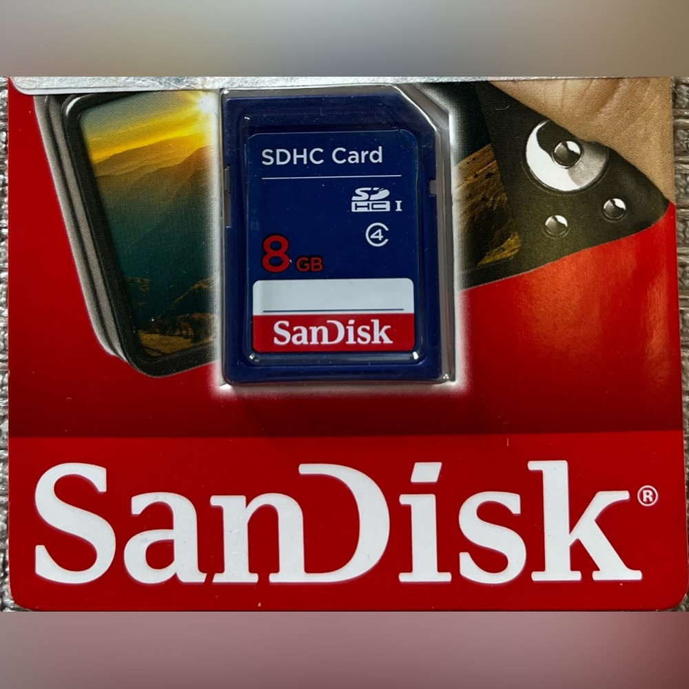 SD card 8 GB new